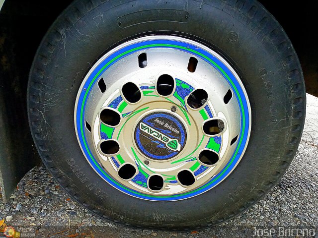 Uni�n L�nea Alberto Adriani C.A. 43 por Jos� Brice�o