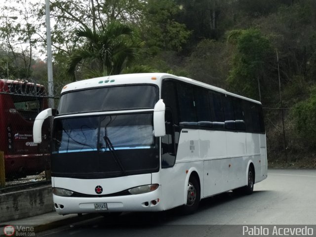 Cruceros Oriente Sur 990 por Pablo Acevedo
