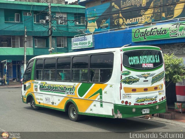 Empresa Corta Distancia Ltda 1055 por Leonardo Saturno