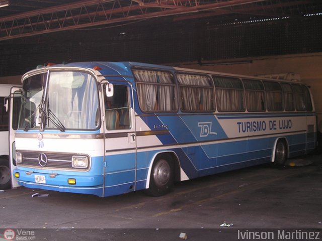 Turismo de Lujo 040 por Alejandro Curvelo