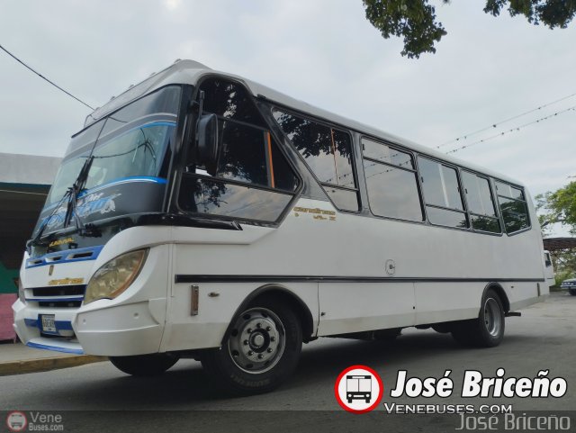 A.C. L�nea Sucre 076 por Jos� Brice�o