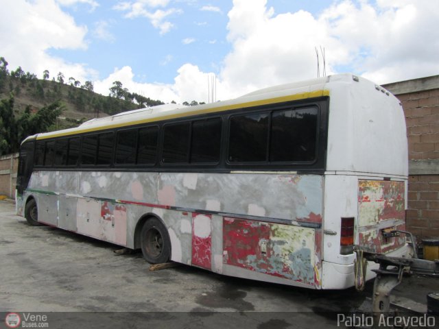 En Chiveras Abandonados Recuperaci�n 932 por Pablo Acevedo