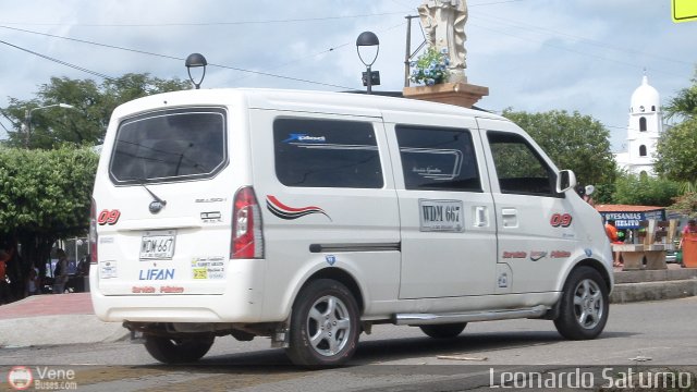 Particular o Desconocido 09 por Leonardo Saturno