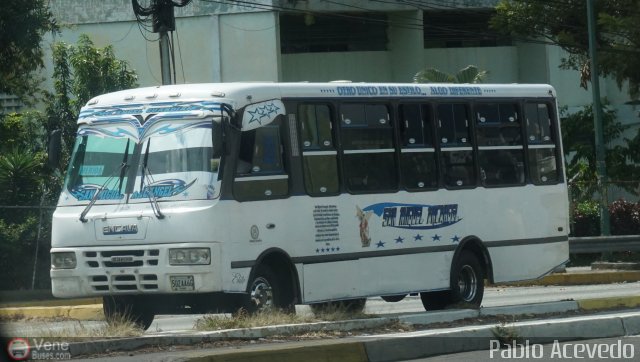 Colectivos El Vig�a 89 por Pablo Acevedo