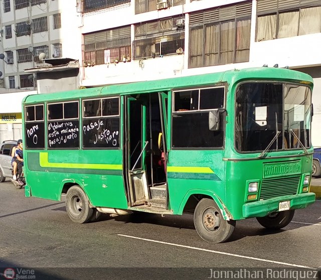 Particular o Desconocido 0099 por Jonnathan Rodr�guez