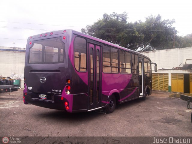 Particular o Desconocido 946 por José Chacón