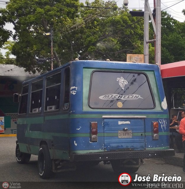 TU - L�nea Circunvalaci�n 48 A.C. 013 por Jos� Brice�o