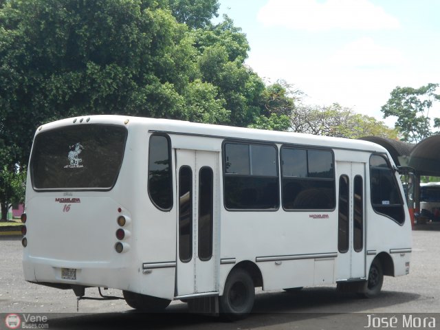 Expresos Continente C-16 por Jos� Mora