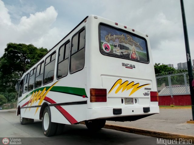 U.C. Catia - El Junquito 062 por Miguel Pino