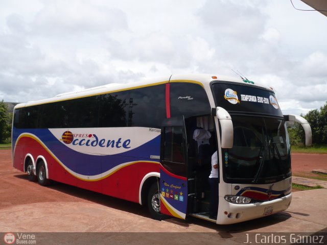 Expresos Occidente 125 por J. Carlos G�mez