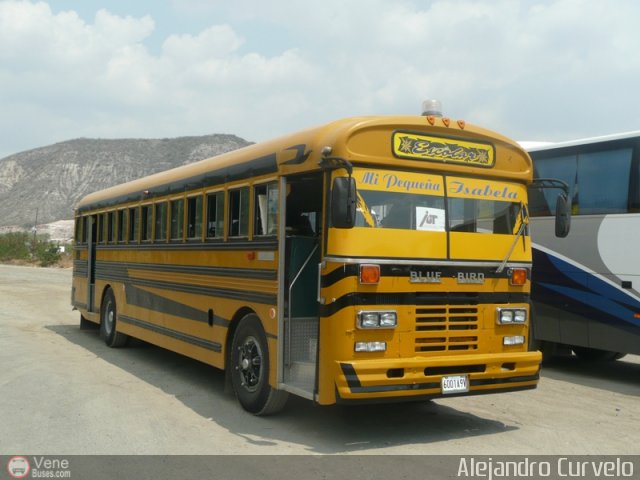 Universitarios y Escolares IUT 01 por Alejandro Curvelo