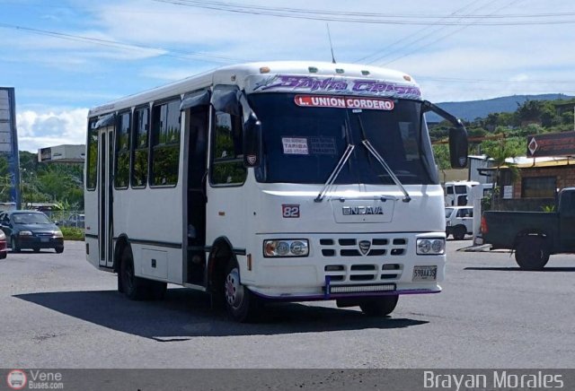 Asociaci�n Civil L�nea Uni�n Cordero 082 por Jerson Nova