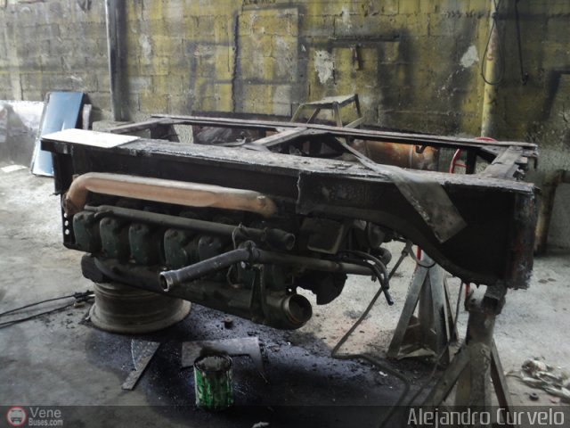 En Chiveras Abandonados Recuperaci�n 33 por Alejandro Curvelo