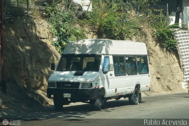 Particular o Desconocido Caracas por Pablo Acevedo
