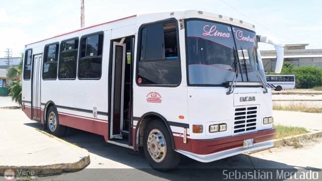 U.C. L�nea Central 115 por Sebasti�n Mercado