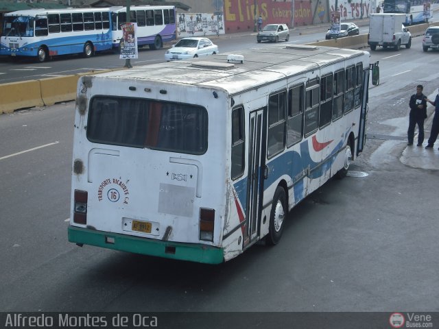 MI - Transporte Colectivo Santa Mar�a 19 por Alfredo Montes de Oca