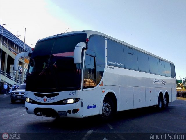 Ejecutivos Boga 02 por �ngel Sal�n