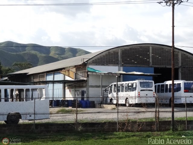 Garajes Paradas y Terminales Valencia por Pablo Acevedo