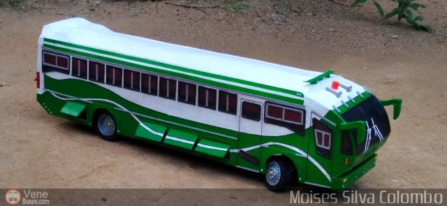 Maquetas y Miniaturas Tilca 026 por Mois�s Silva Colombo