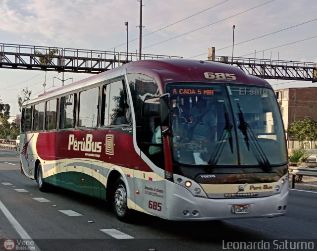 Empresa de Transporte Per� Bus S.A. 685 por Leonardo Saturno