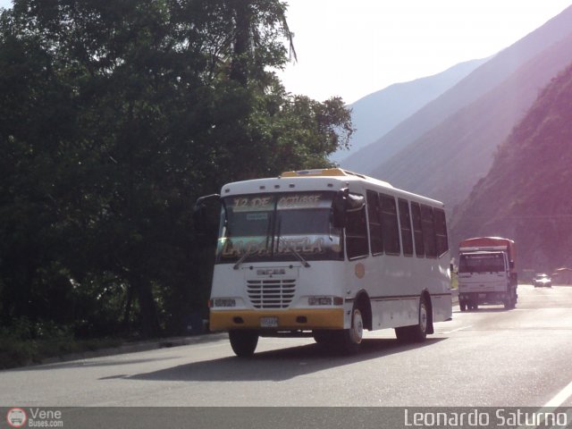 L�nea 12 de Octubre 023 por Leonardo Saturno