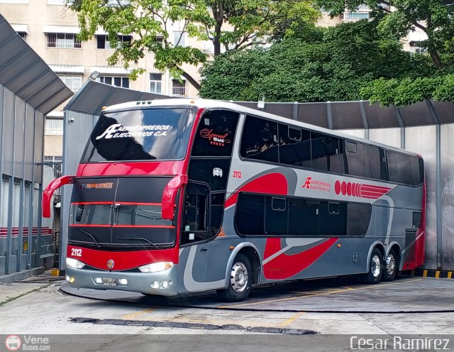 Aeroexpresos Ejecutivos 2112 por C�sar Ram�rez