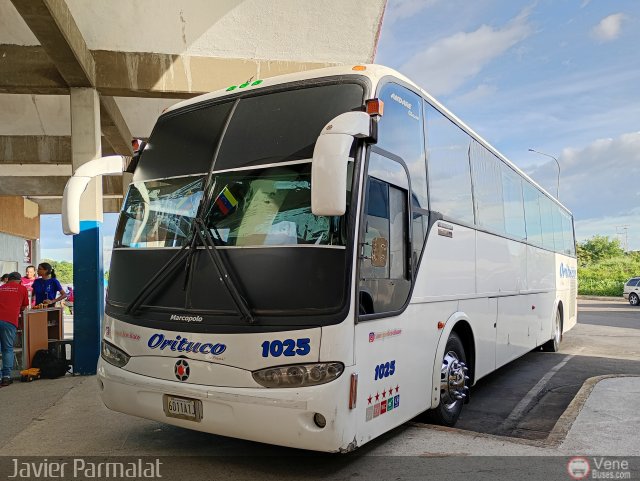 Transporte Orituco 1025 por Javier Arretureta