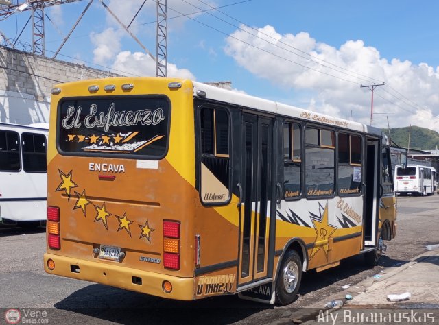 CA - Uni�n Vivienda Popular Los Guayos 219 por Aly Baranauskas