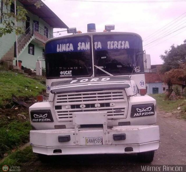 TA - Lnea Santa Teresa 24 por Jerson Nova