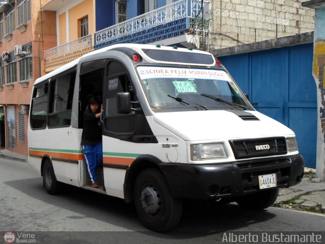 L�nea F�lix Roman Duque 25 por Alberto Bustamante