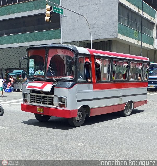 DC - U.C. Venezuela 329 por Jonnathan Rodr�guez