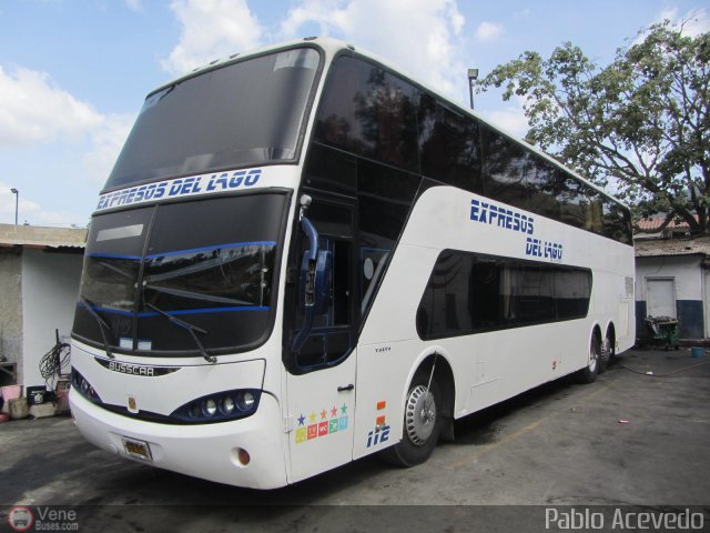 Expresos Del Lago 112 por Pablo Acevedo