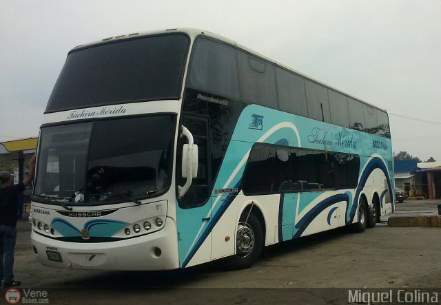 A.C. Mixta de Transporte T�chira M�rida R.L. 0405 por Miguel Colina