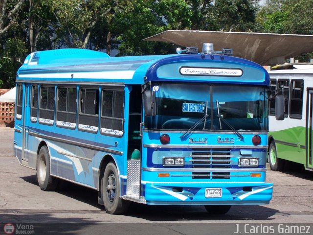 Expresos Continente C-09 por J. Carlos Gámez