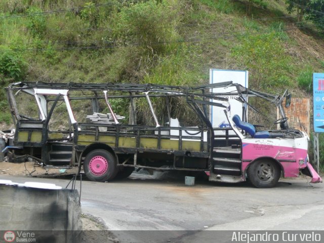 En Chiveras Abandonados Recuperaci�n AC0002 por Alejandro Curvelo