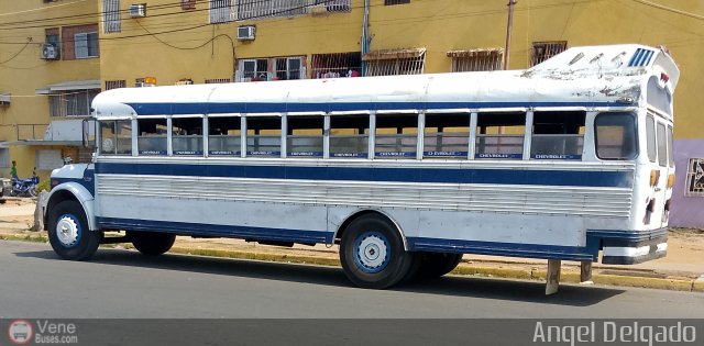 ZU - A.C. L�nea Mixta Mar�a Isabel de Ch�vez 44 por �ngel Delgado