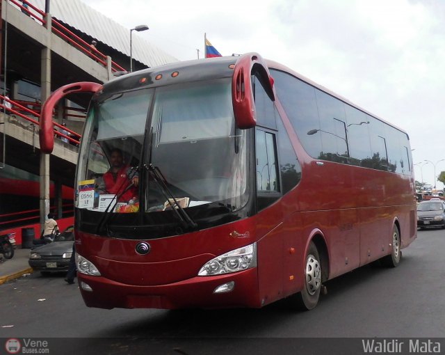 Uso Oficial 999 por Waldir Mata