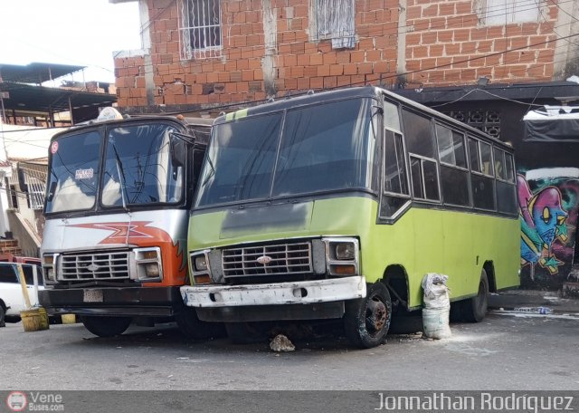 En Chiveras Abandonados Recuperaci�n CARACAS por Jonnathan Rodr�guez