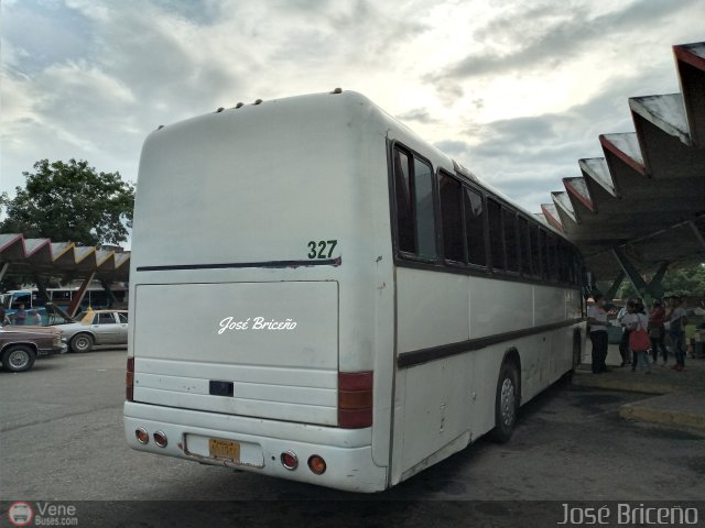 Expresos Alianza 327 por Jos� Brice�o