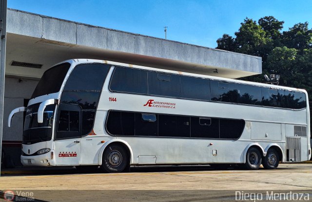 Aeroexpresos Ejecutivos 1144 por Diego Mendoza