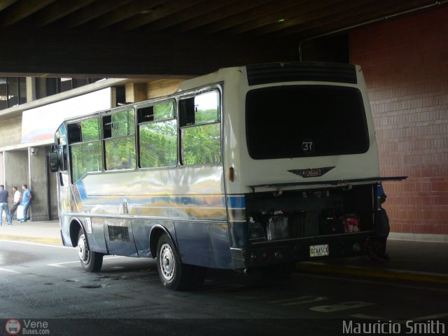 Uni�n Conductores Aeropuerto Maiquet�a Caracas 037 por Mauricio Smith