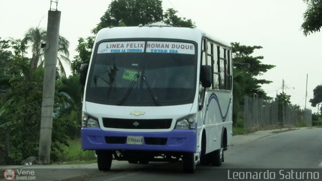 L�nea F�lix Roman Duque 13 por Leonardo Saturno