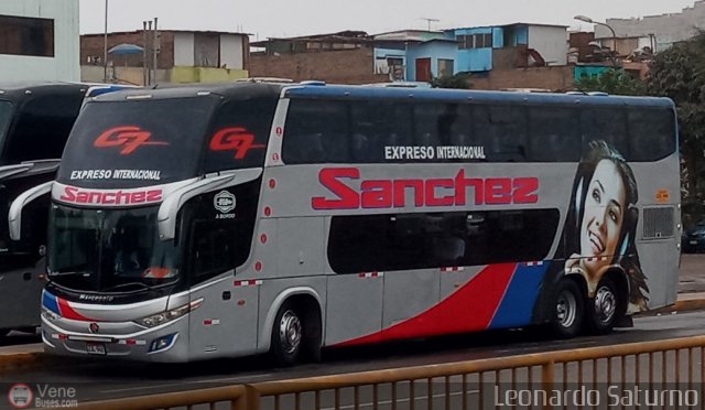 Expreso Internacional Snchez 964 por Leonardo Saturno