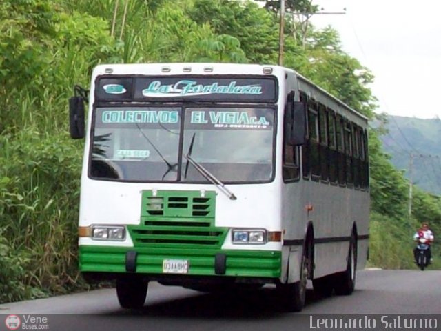 Colectivos El Viga 38 por Leonardo Saturno