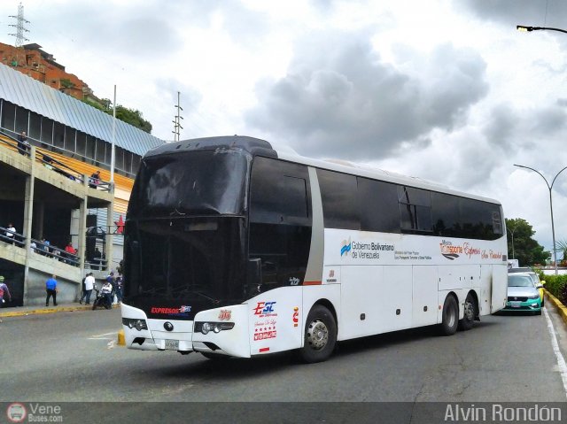 Expresos San Crist�bal 056 por Alvin Rond�n