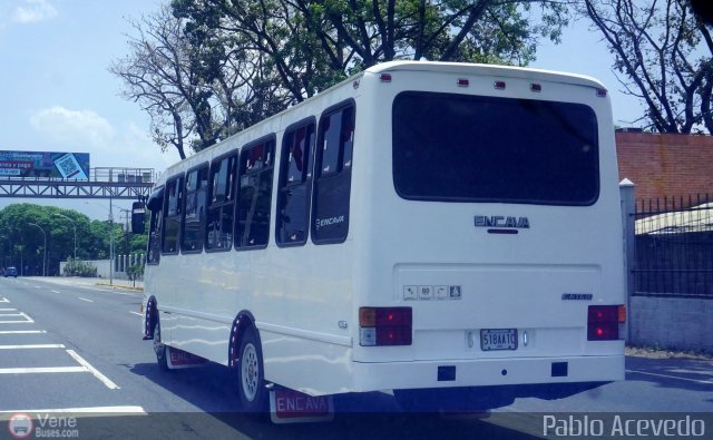 Particular o Desconocido Caracas por Pablo Acevedo