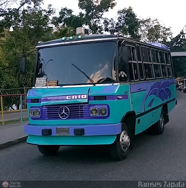 MI - Uni�n Circunvalaci�n Los Teques 090 por Rams�s Zapata