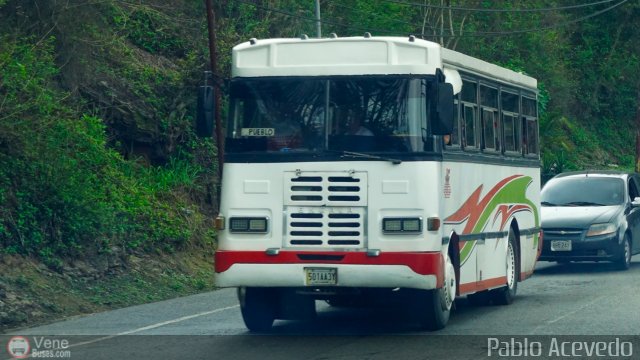 U.C. Catia - El Junquito 083 por Pablo Acevedo