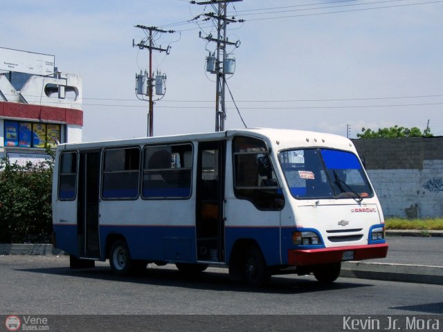 Particular o Desconocido 0305 por Kevin Mora