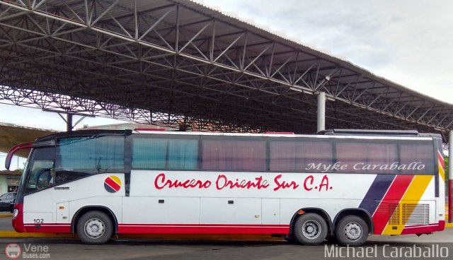 Cruceros Oriente Sur 102 por Michael Caraballo